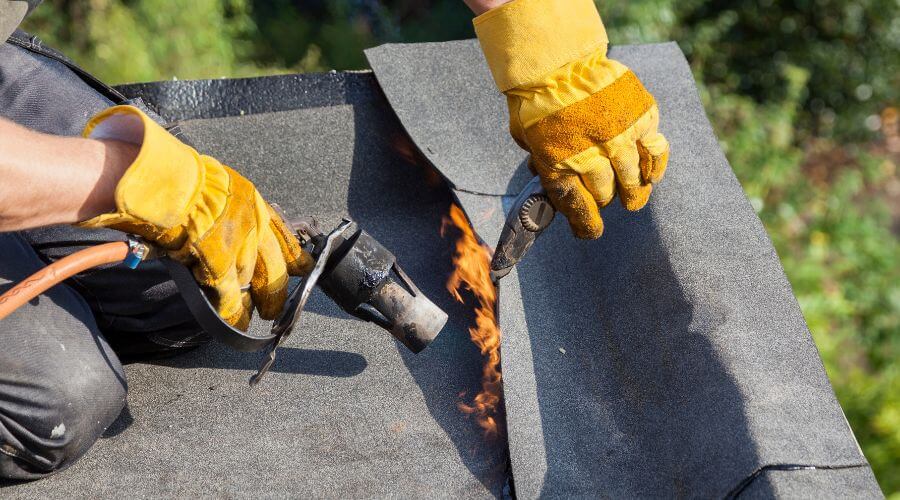 Professional gutter cleaning in Waubay, SD